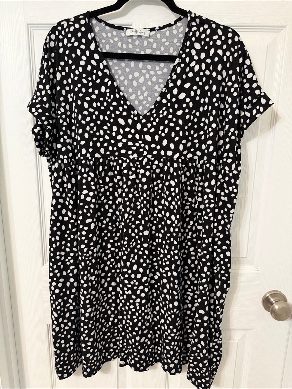Cynthia Rowley Black & White Dot V‑Neck Dress
